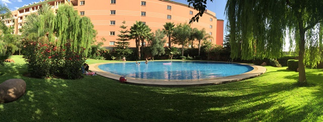 Agréable appartement avec jardin magnifique et piscine