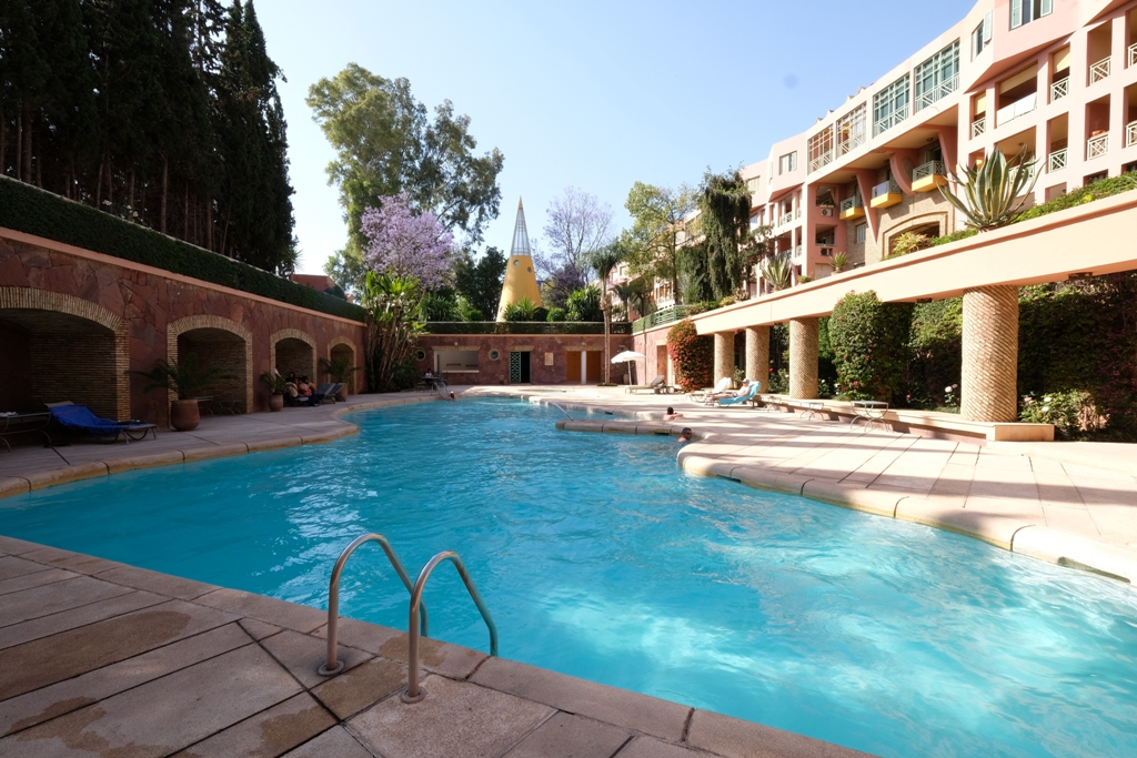 Superbe appartement pour location à l'hivernage avec piscine